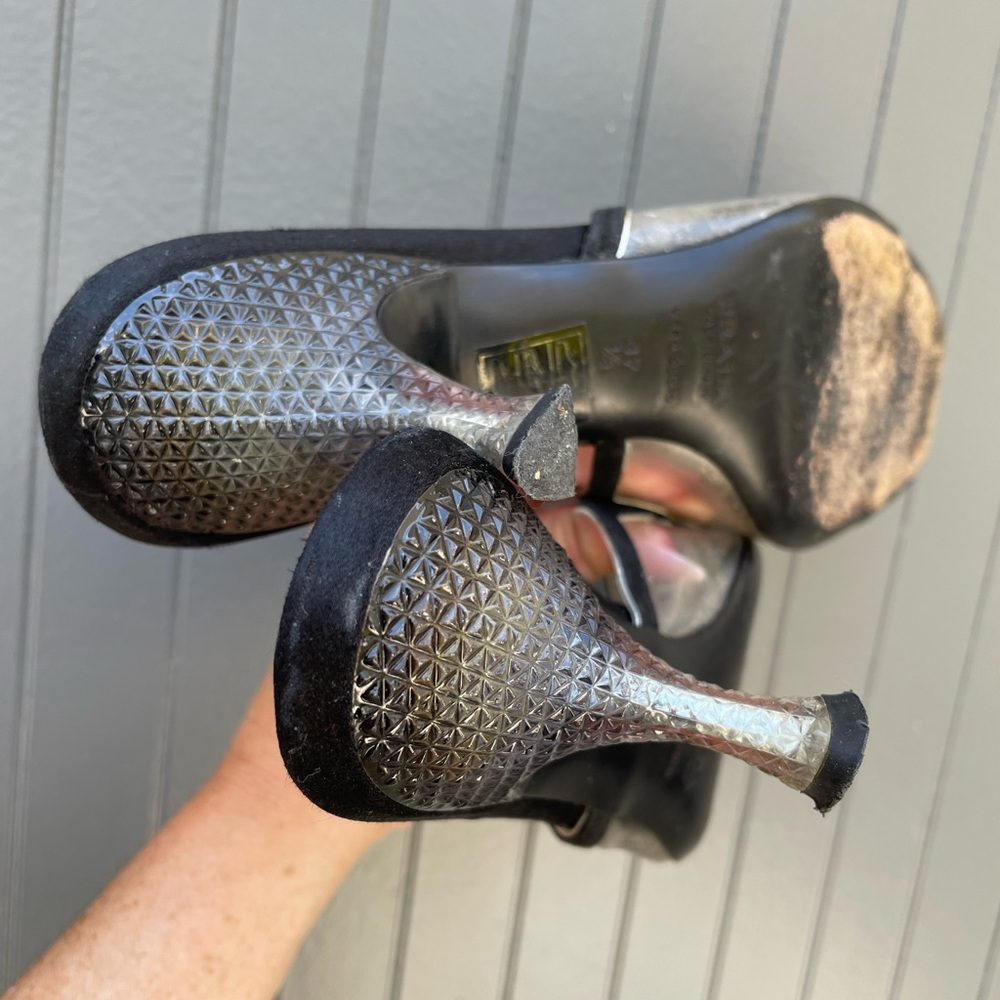 Vintage Prada Heels - Picture 9 of 9